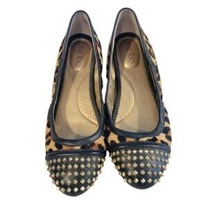 Me Too 7.5M Women Leopard Print Faux Calf Hair Studded Toe Ballerina Flats